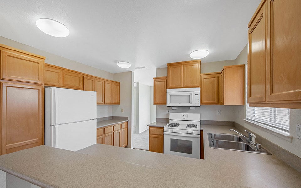 Vandenberg Family Homes Family housing at Vandenberg AFB, CA Photos